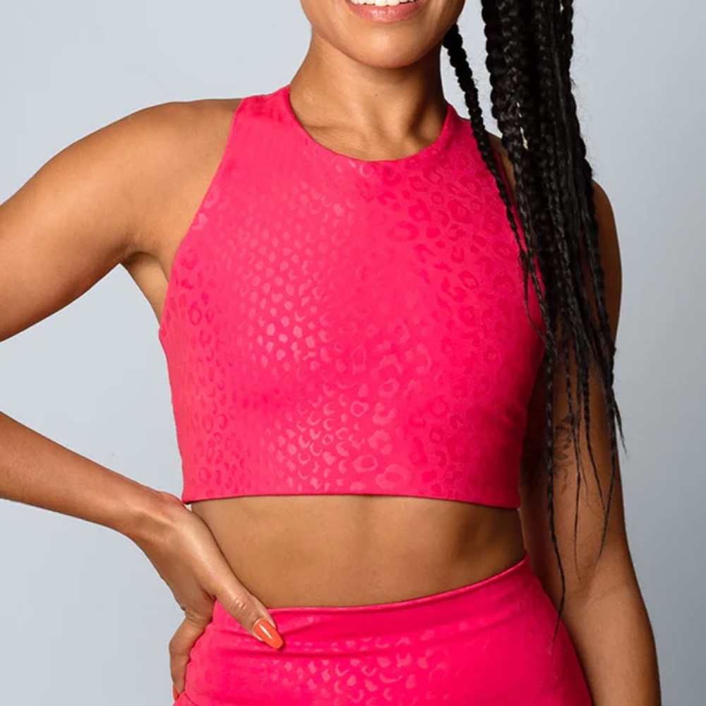 Emily Hsu EMBOSSED LEOPARD CROP CHERRY